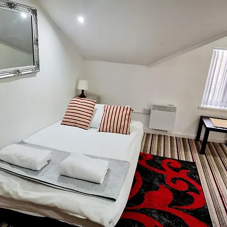 Comfort Stay Apartments Birmingham Room photo